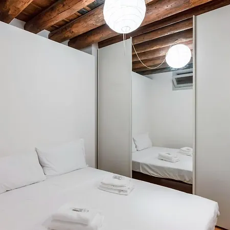 Guesthost - - Piazza Dei Signori Flats * Padwa